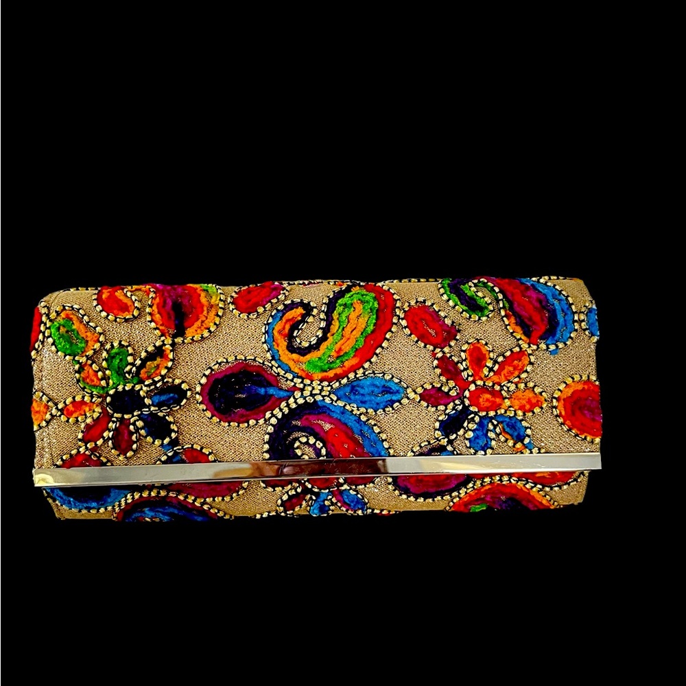 Vintage floral clutch